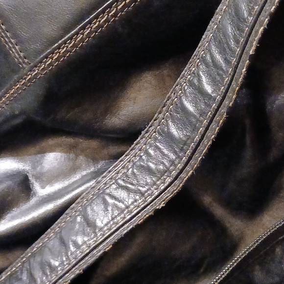 Fossil Black Leather Large Tote Style Bag / Purse - Picture 4 of 6